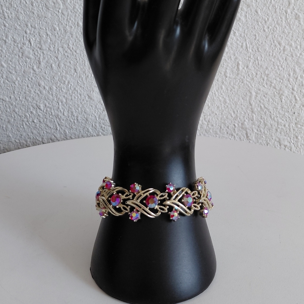 Vintage Coro Signed Aurora Borealis  Gold Tone Metal Braslet